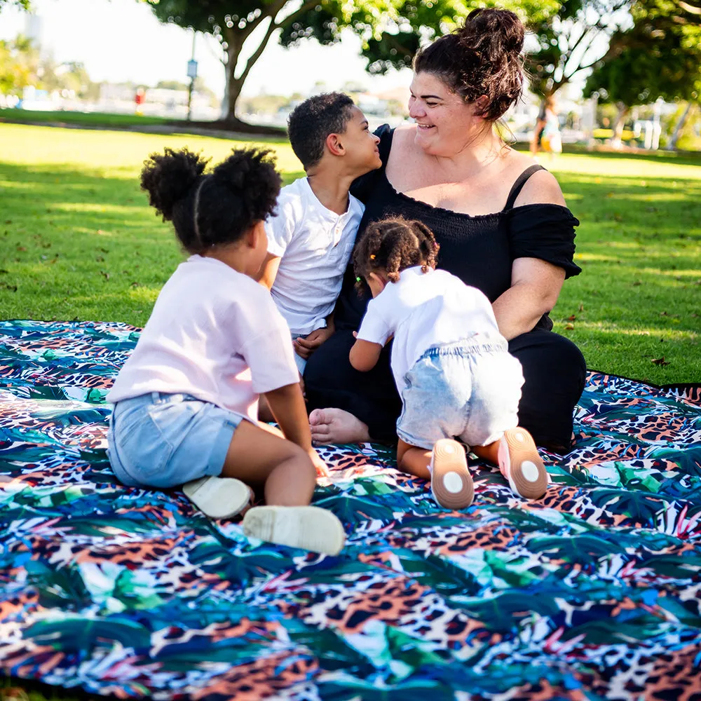 WILD PICNIC MAT