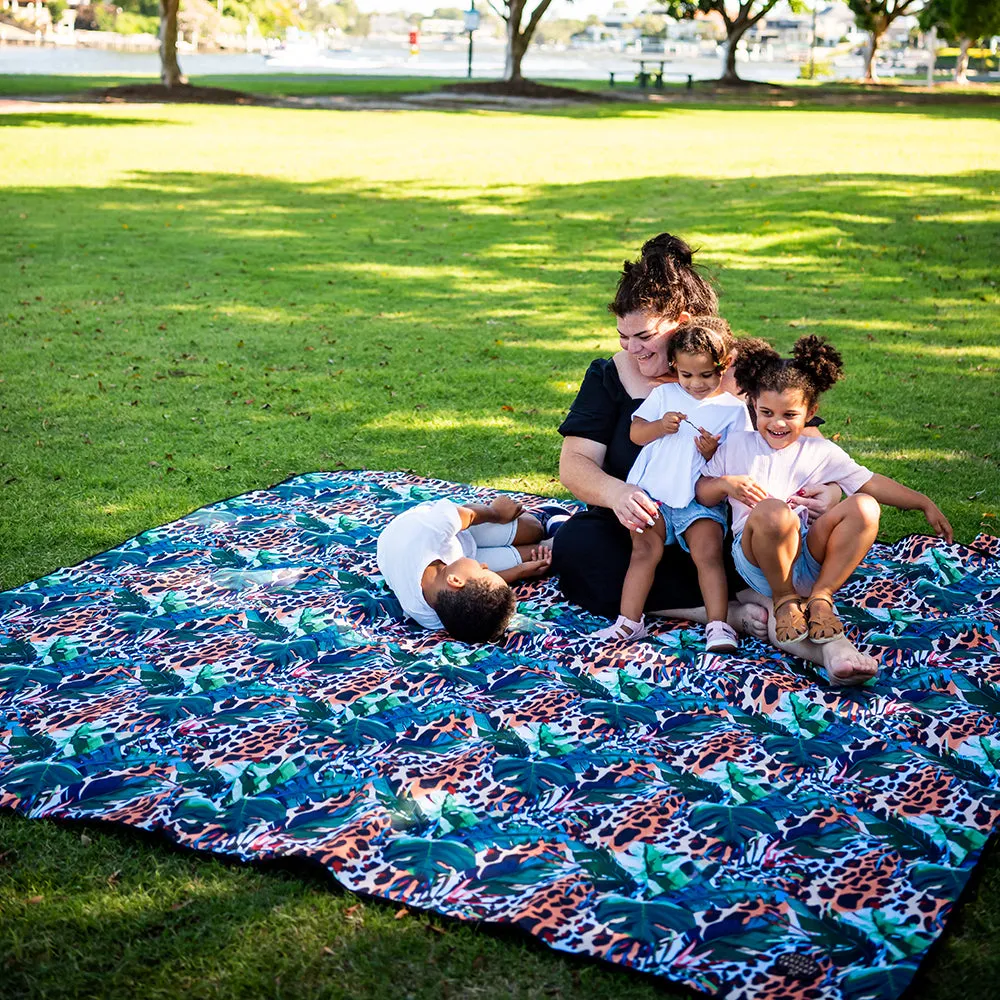 WILD PICNIC MAT